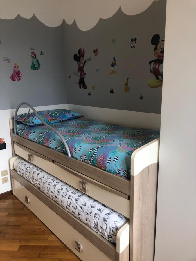 Casa Mic & Tig Lägenhet Menaggio Exteriör bild